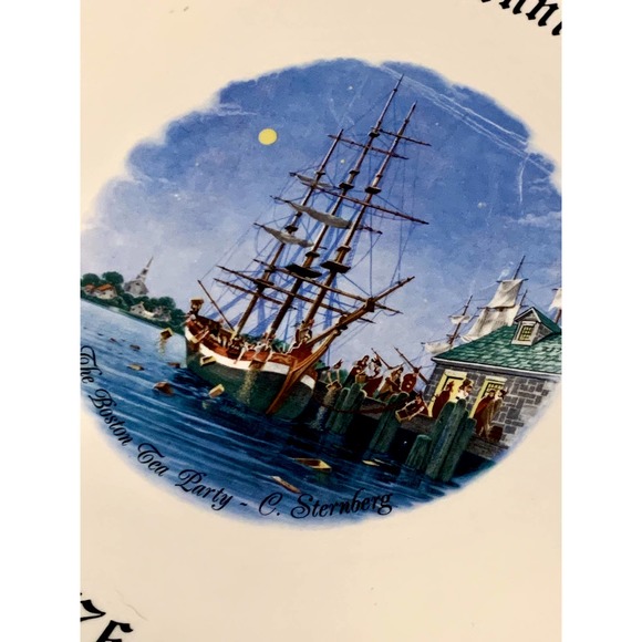 1976 Commemorative Bicentennial Ceramic Plate featuring Boston Tea Party - Picture 2 of 4
